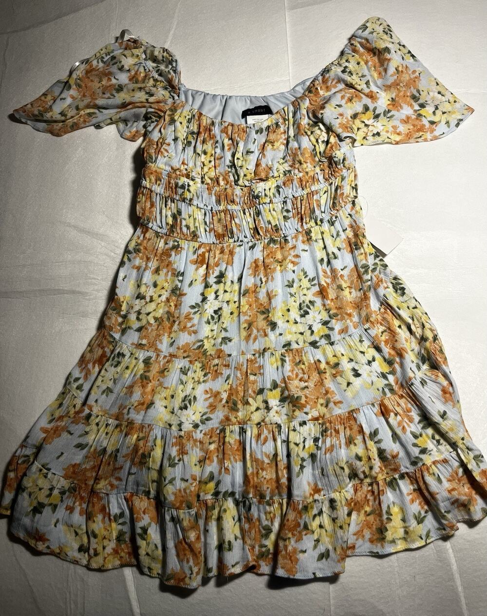 B. Smart Floral Puff Sleeve Tiered Dress Juniors Size 7 Blue Yellow NWT